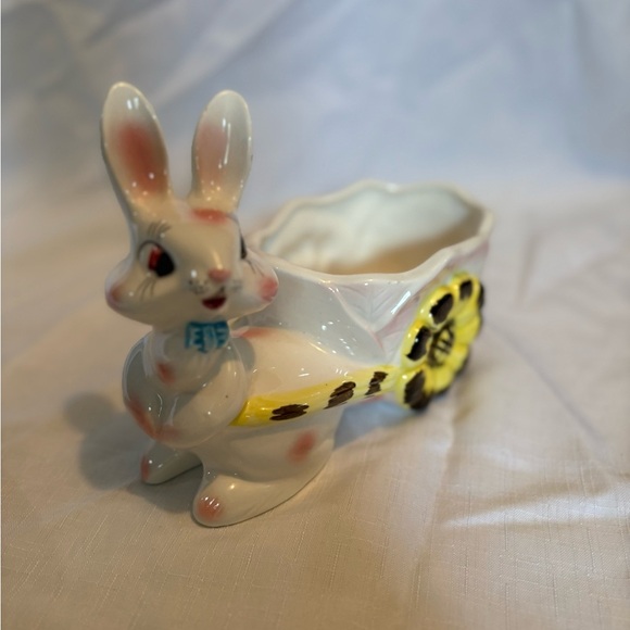 Vintage Charming Rabbit Planter with Floral Design - Picture 2 of 7